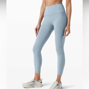 New Lululemon Wunder Train High-Rise Tight 25"
Chambray